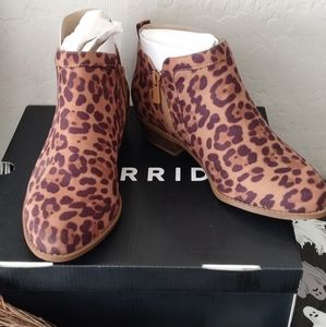 Torrid leopard V cut bootie size 8.5 women's. Nwt.